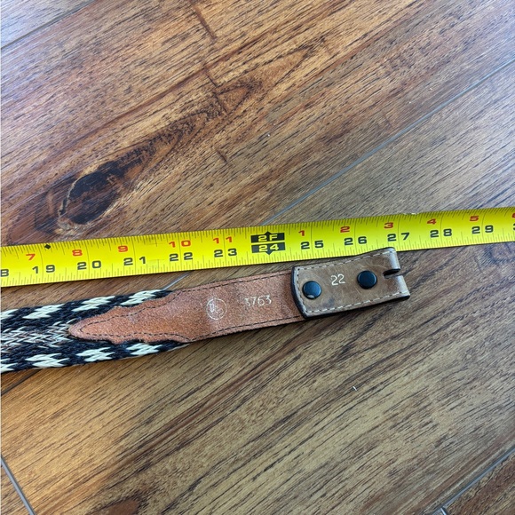 Vintage Western Leather & Horsehair Belt – Size 22 – Handmade Style - Picture 6 of 6
